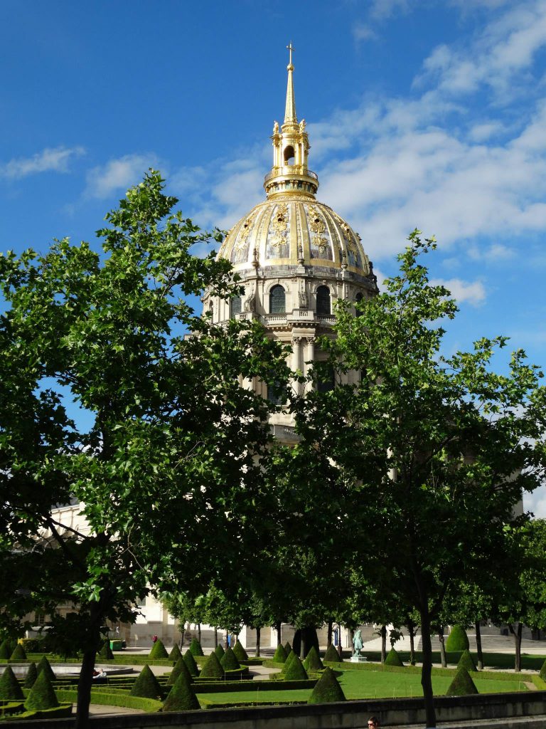 Napoleon is under all that gold leaf - Les Invalides