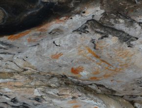 Aboriginal rock cave paintings in Grampians National Park