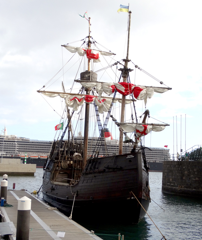 Ye olde worlde booze cruising galleon in Funchal harbour